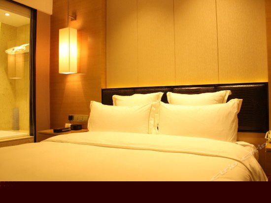 行政豪华大床房