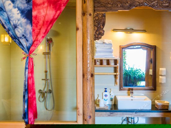 白族特色大床房