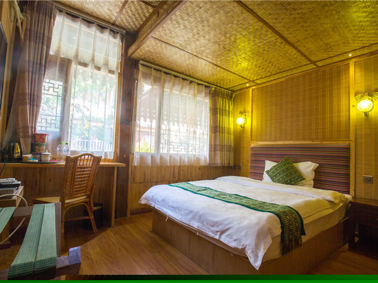 傣家风情招牌小单间