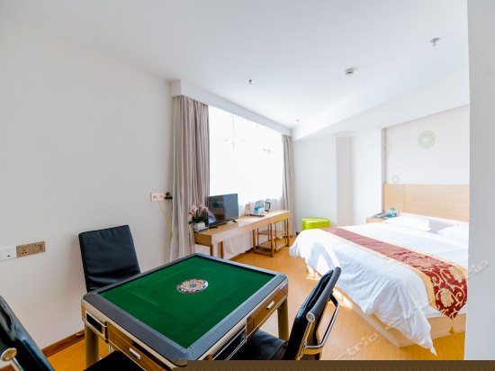 1.8米床豪华大床房