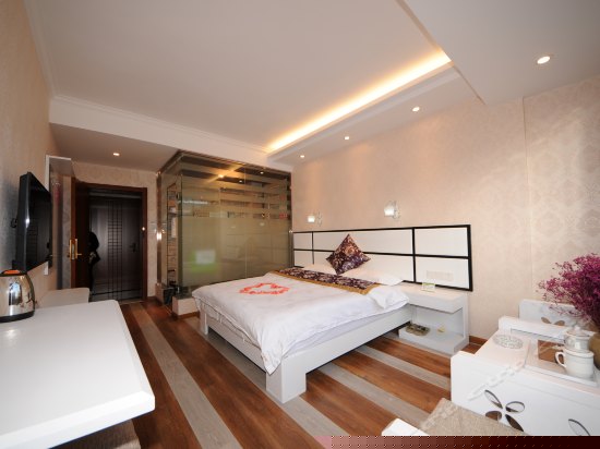 欧式豪华大床房