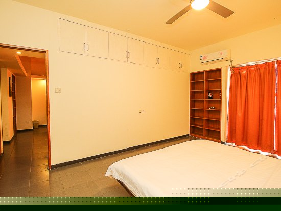 豪华家庭大床房