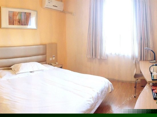 数码商务大床房