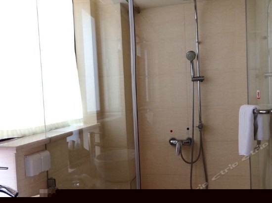 假日双床/大床房