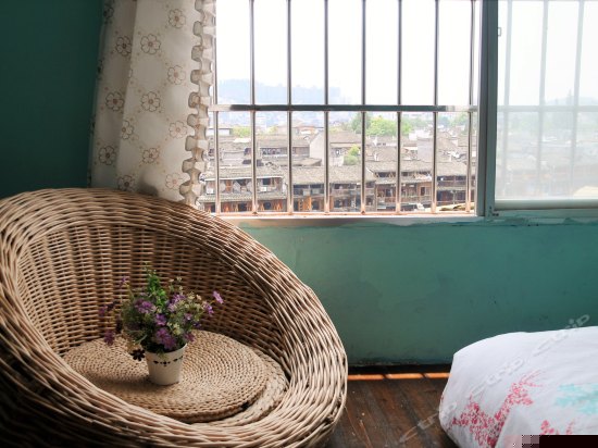 清新蜜月江景大床房