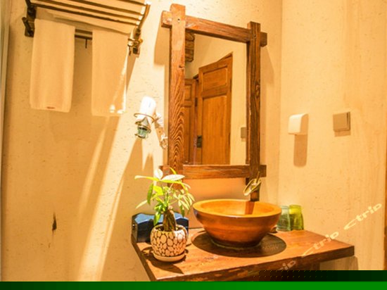 半山揽月私家露台家庭套房