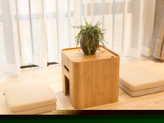 90°榻榻米影音房