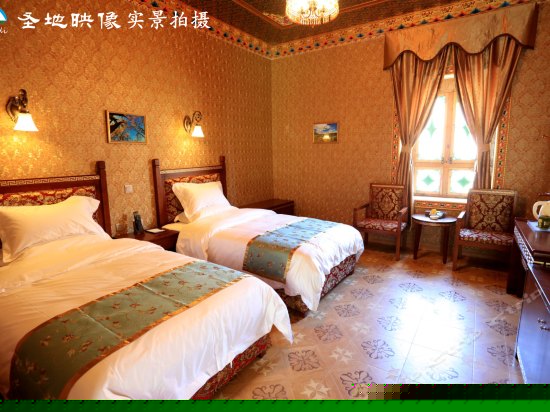 山景豪华双人房