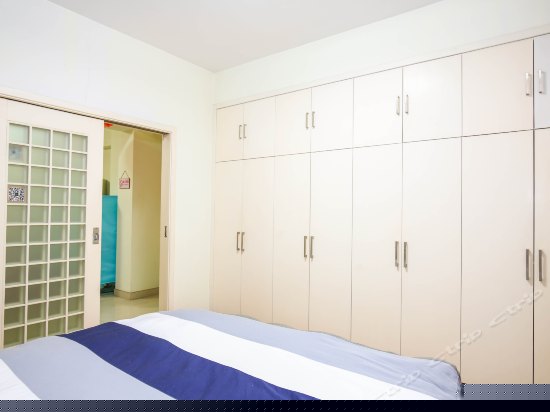 豪华江景大床房