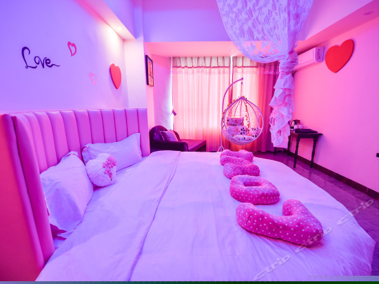 情侣房