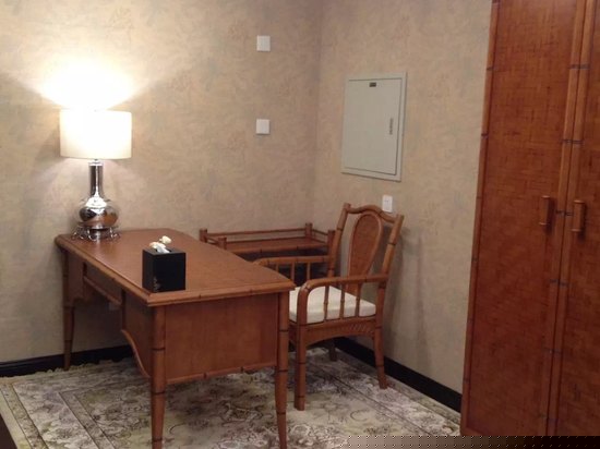 庭院豪华大床房