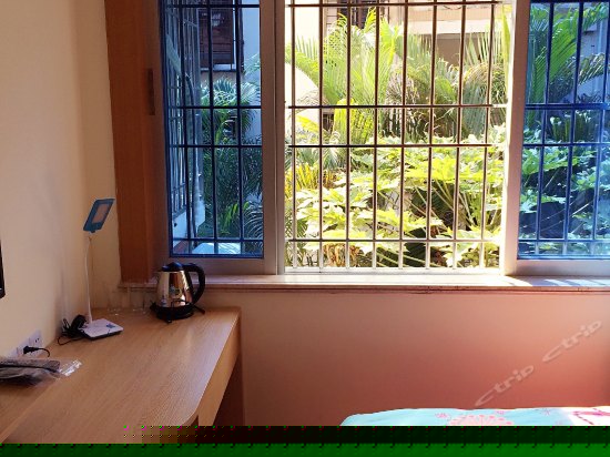 琴岛308豪华大床房