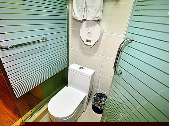 日式房（无窗）