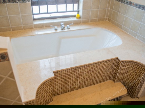 无敌海景三房一厅