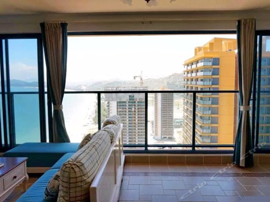 高级海景两房一厅