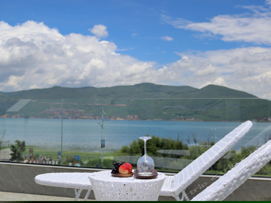 豪华海景山景超大露台大床房