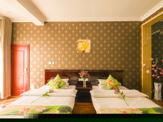 初见温馨家庭房