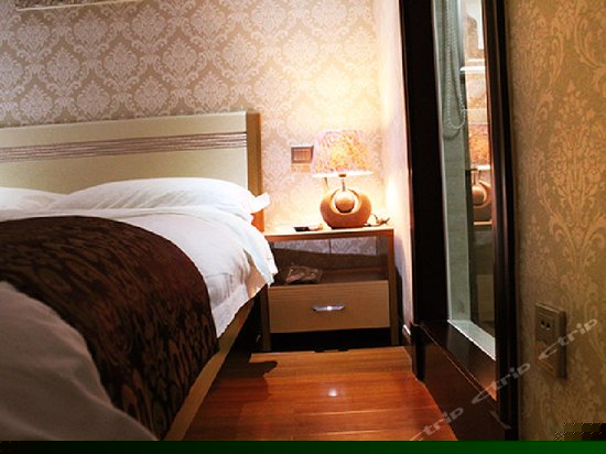 携程精选大床房