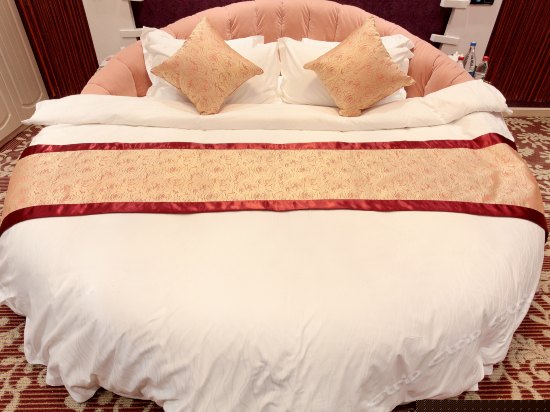 奢侈情侣主题房