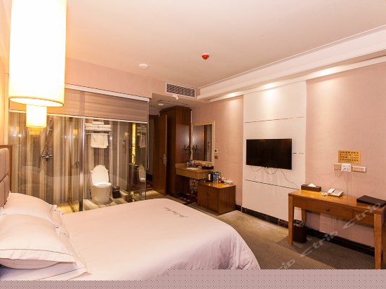 商务大床房