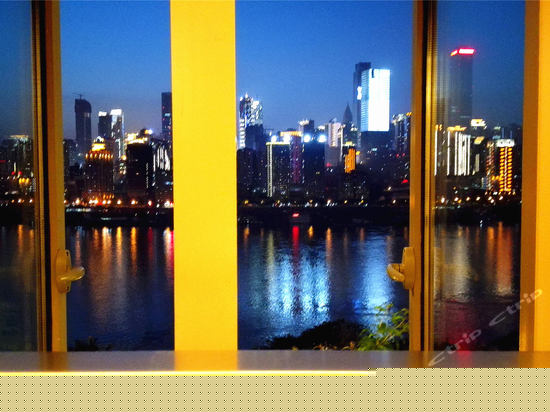 吉福尊享超豪华江景套房