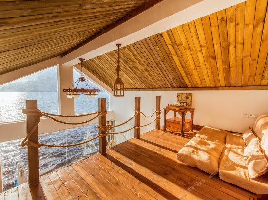 德式Loft复式豪华海景大床房