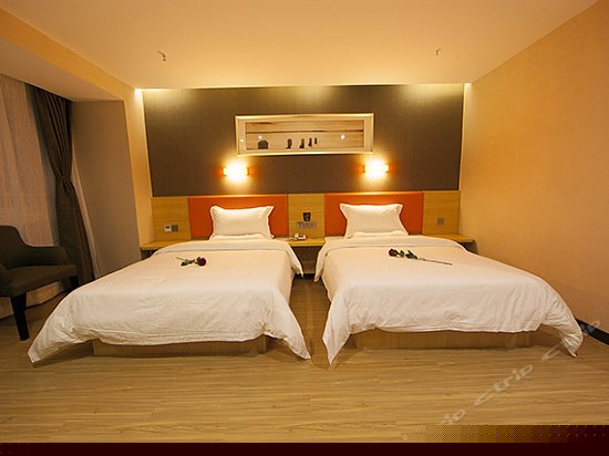 优品双床房