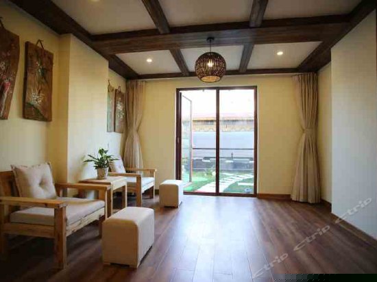 云花火山汤池花园豪华亲子套房