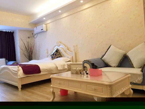 温馨欧式大床房