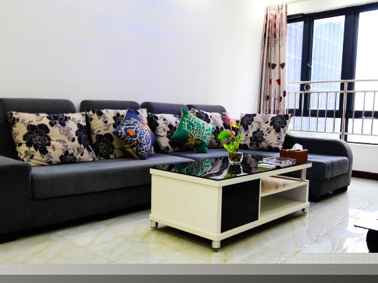 城市地标中式豪华两室一厅套房