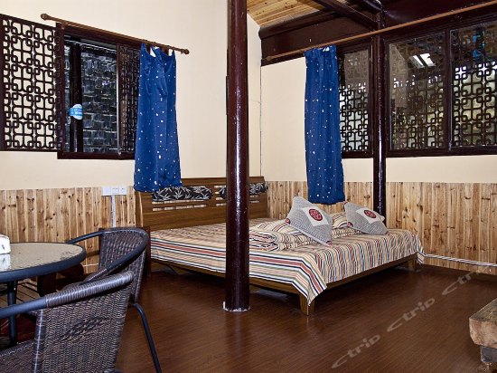 遇见古朴大床房