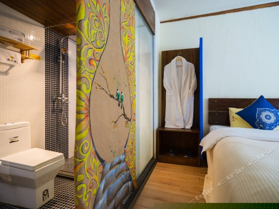 青花温馨双床间