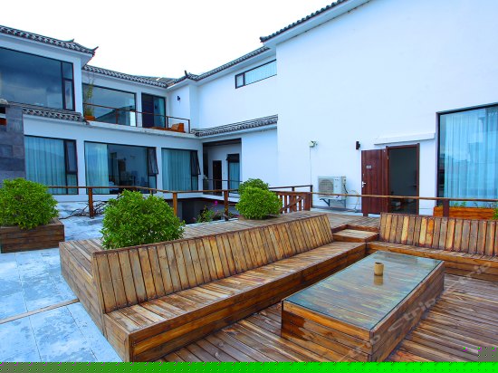 三世（豪华亲海露台大床房）