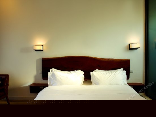 不二（园景大床房）