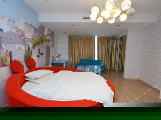 豪华情人主题房