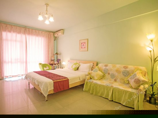 兰海二期豪华海景大床房