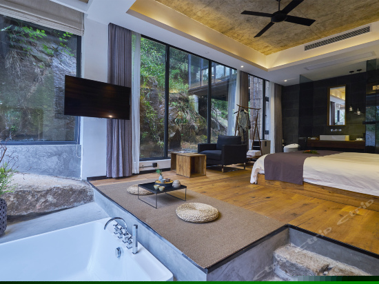 山院一苔绿景观大床