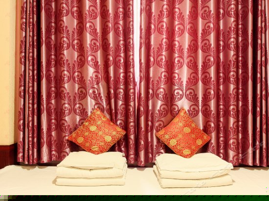 四合院土炕三人房