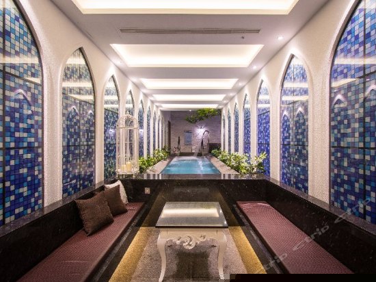 云河穹顶双人房