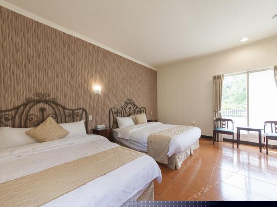 南湾湖畔标准四人房