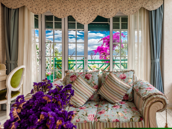 月亮河欧式花园洋房