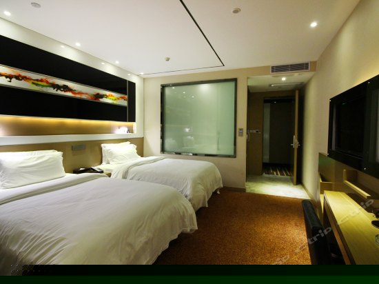 高级双床房(无窗)