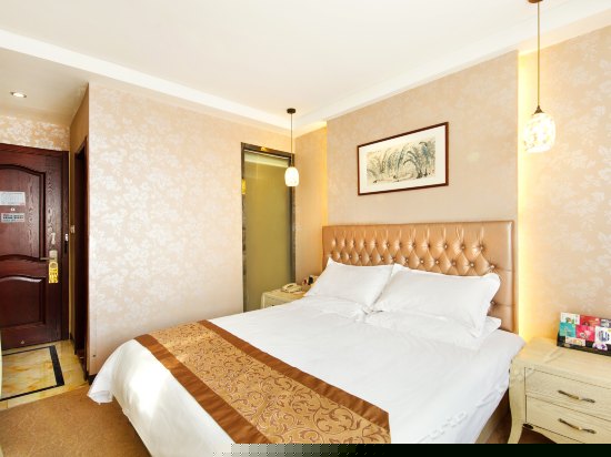 精品主题大床房