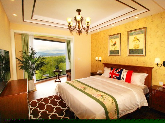 尊贵海景大床房