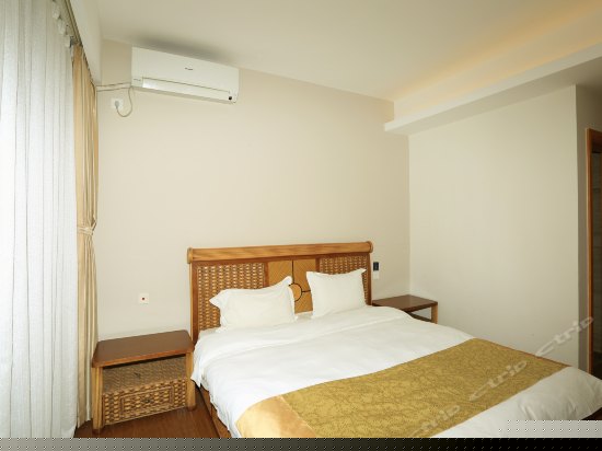 高级海景三卧套房