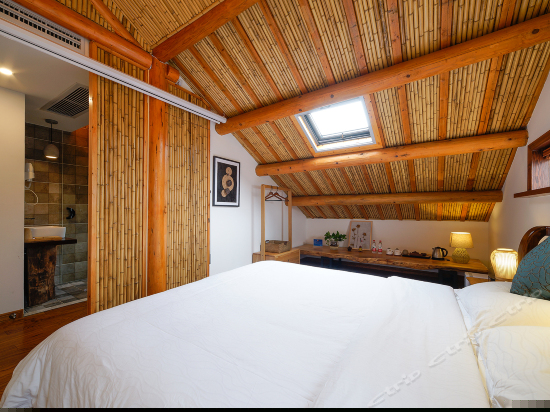 静艮（浪漫星空房）