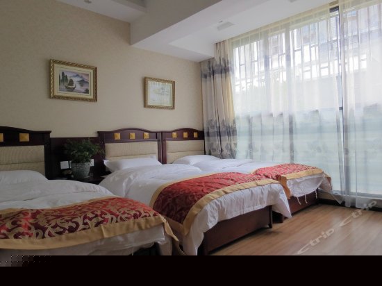 家庭房（三人间）