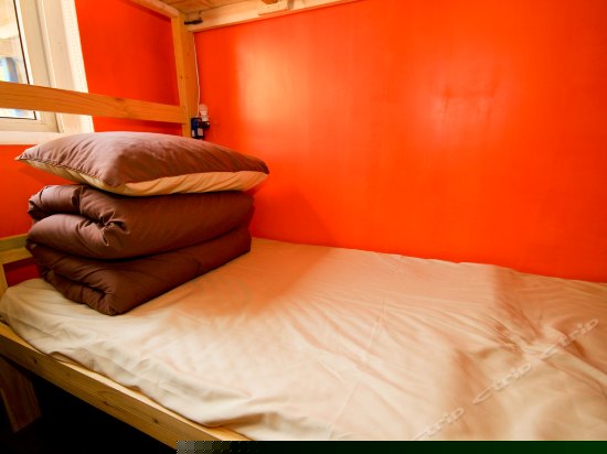 男生6人房(床位)(公卫)