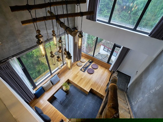 山院一月白复式景观床