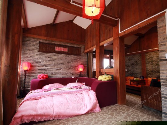 澜语溪岸--临水家庭套房203